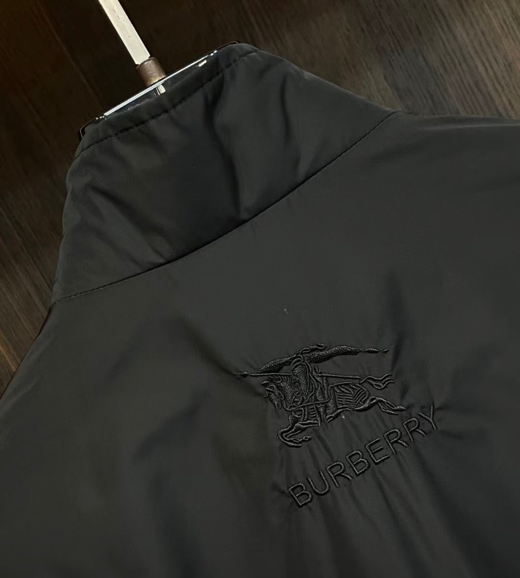 Essential Zip Jacket
