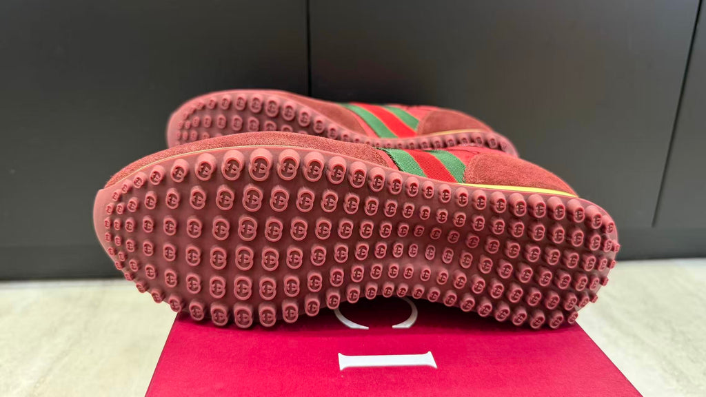 Signature Heritage Runner – Burgundy Red