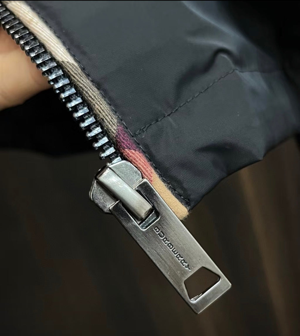 Essential Zip Jacket