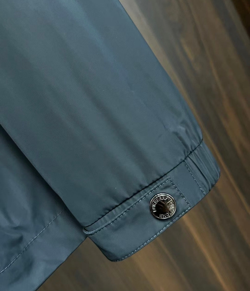 Essential Zip Jacket