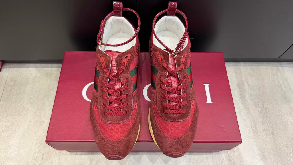 Signature Heritage Runner – Burgundy Red